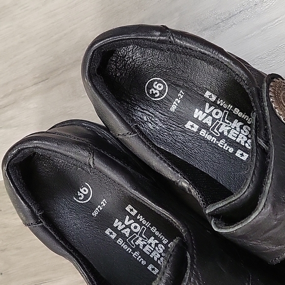 Volks Walkers Black Leather Comfort Loafers - Picture 3 of 7